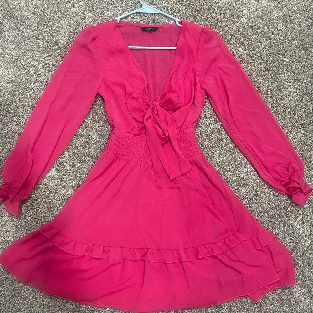 Elegant Pink Long-Sleeve Dress